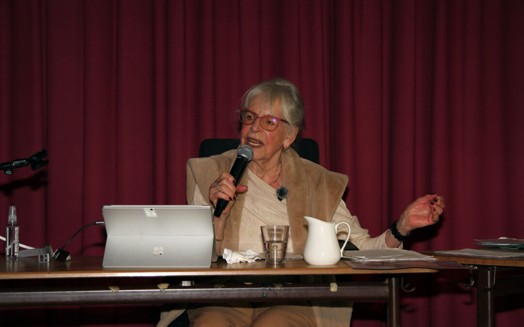 Zeitzeugin Eva Weyl zu Besuch am KAG