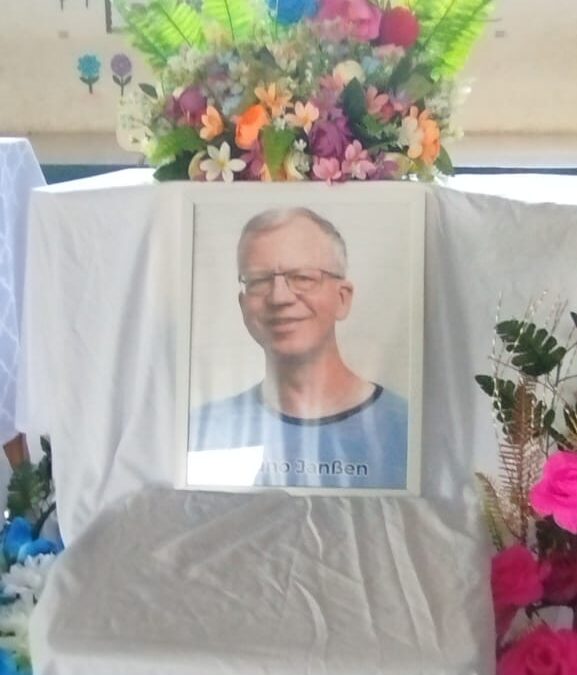 Trauerfeier für Bruno Janßen in El Salvador